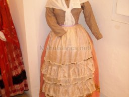 Exposición de indumentaria y costumbres 2009